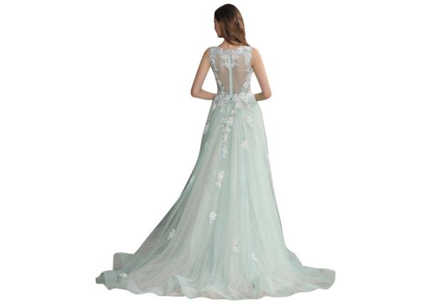 Front And Back V Neck Saudi Arabic Evening Dresses Floral High End Custom Bridesmaid Dress