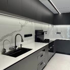 Modern Natural Solid Wood Modular Custom Kitchen Furniture Luxury Cabinets for Villa