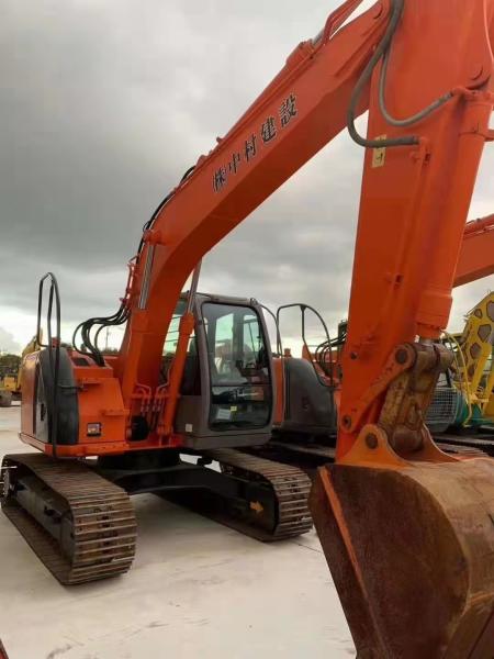 13200KG Em bom estado Usado Hitachi ZX135US Com 0,19-0,66m3 Capacidade de balde