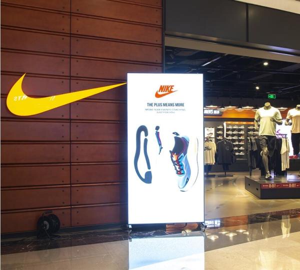 Led Display P2.5 P3 Wholesale Digital Signage And LED Display Screen LED Screen Indoor Poster P1.875 P2 P2.5 P3