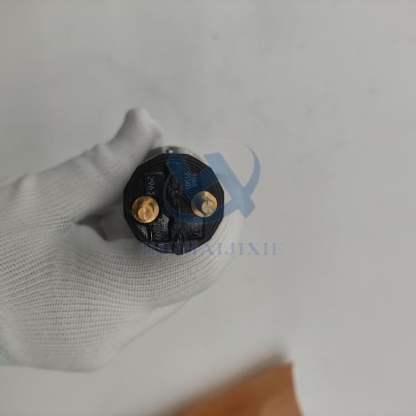 Common Rail Injector 0445120057 New Diesel Injector for Cummins  QSB5.9 Engine