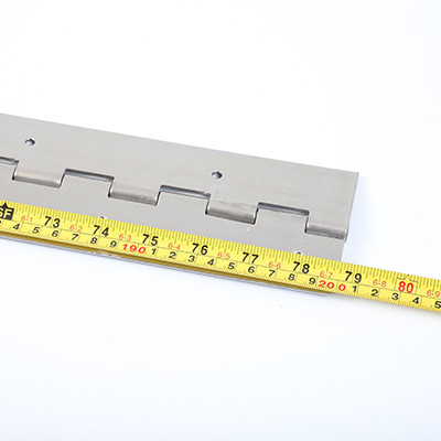 Acero inoxidable 201/304 de tipo pesado bisagra de piano larga continua con agujeros para puertas y ventanas