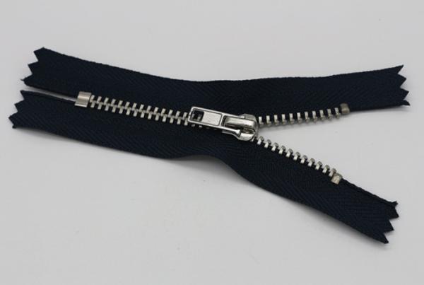 Personalized Pulls Heavy Duty Parka Zippers , Reversible 7 Inch Separating Zipper