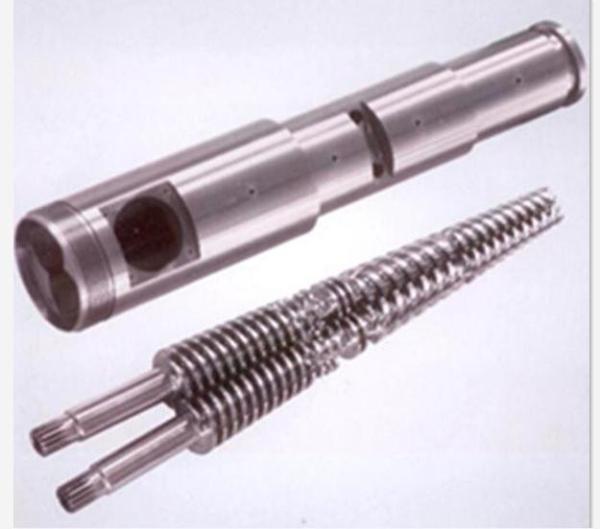 Durable PVC Plastic Extruder Spare Parts , Bimetallic Screw Barrel 0.015mm Straight