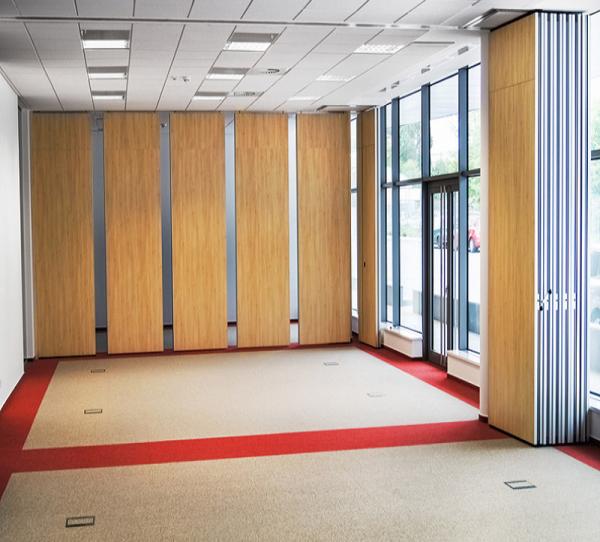 Paredes de separação móveis interiores personalizadas para divisores decorativos/à prova de som do hotel de sala