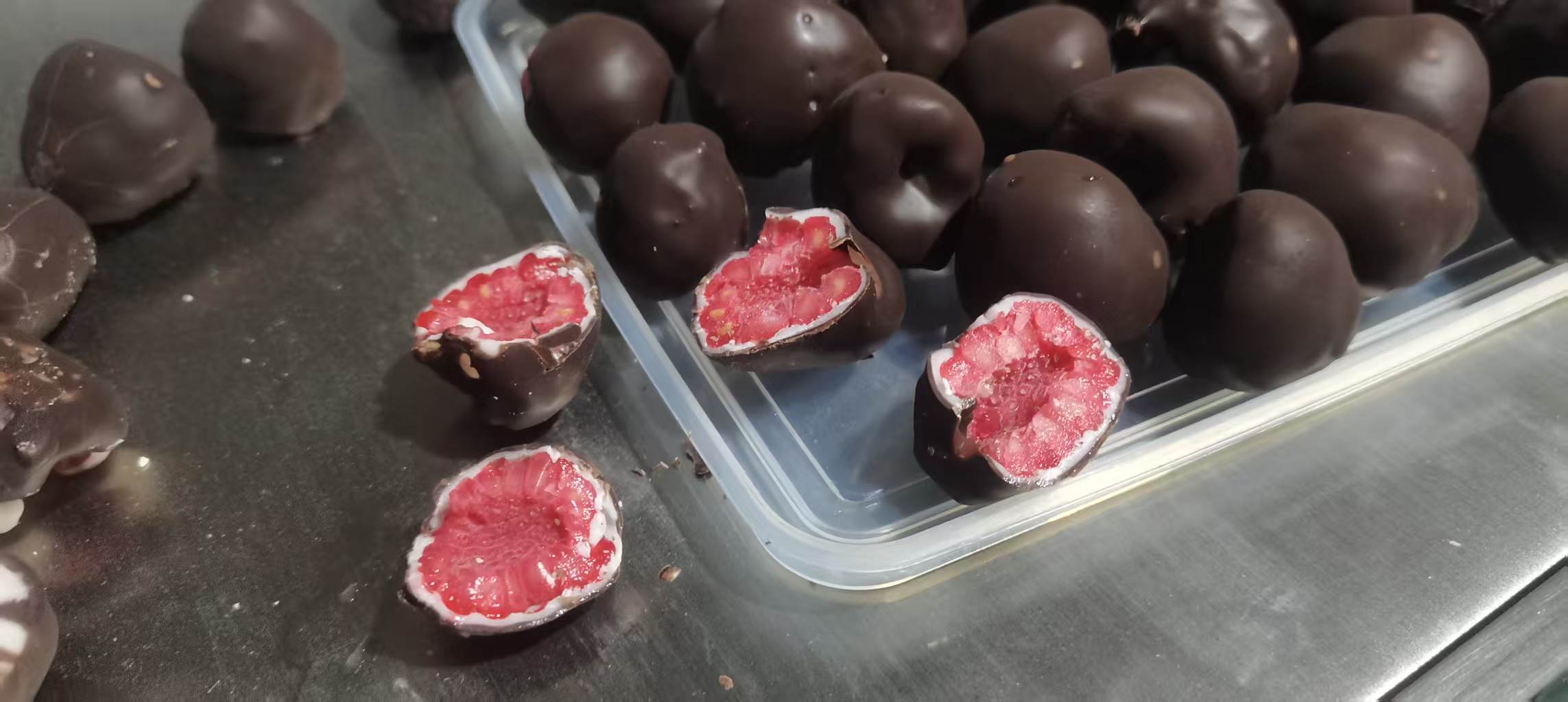 Automatic Double Chocolate Enrober Machine 304 Stainless Steel for Frozen Raspberries