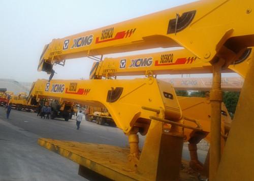 5 Ton Truck Mounted Telescopic Boom Crane  , 2120kg Truck Mounted Crane