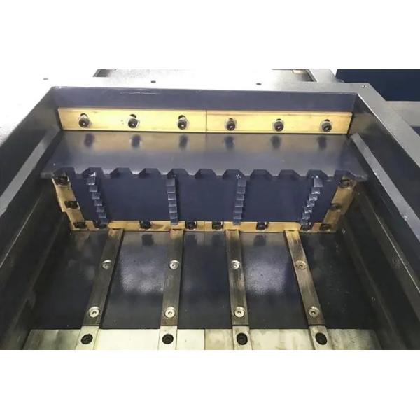 Multifunctional Scrap Shredder Machine 4000 kg for Single Shaft Plastic Recycling