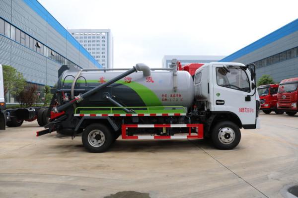 Le plus bon marché Mini 4*2 4000 litres aspirateur camion aspirateur d' égouts avec pompe