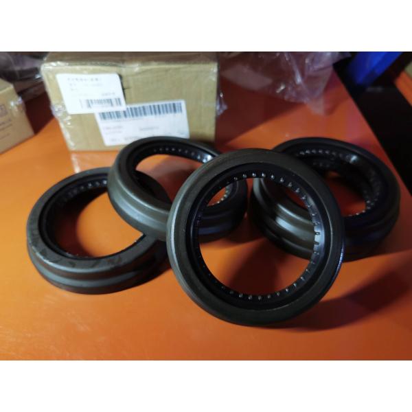 Factory Direct Sales High Quality Heat Wear Resistant Truck Parts Truck Rear Wheel Oil Seal for Truck Fleet Maintenance