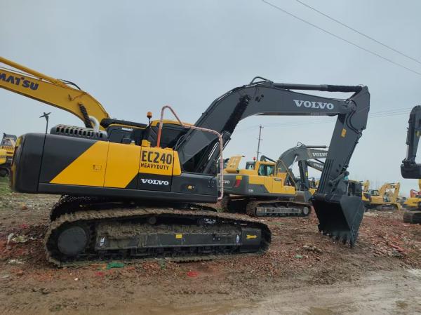 Used Volvo EC240 Crawler Excavator 24.3t 134kW