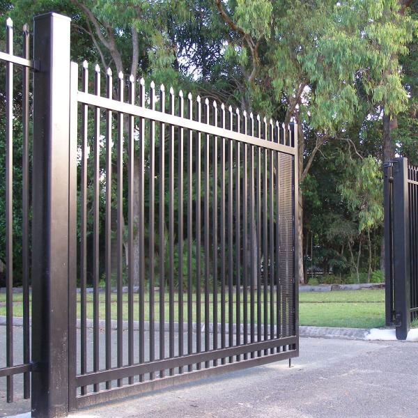 1.8m Height Tubular Steel Fence Powder Coated 25*25mm Rails