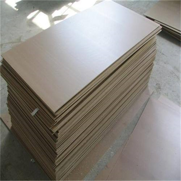 Линия экструзирования 10-40мм PP/PE/HDPE доски 400-800 кг/ч для рекламной доски