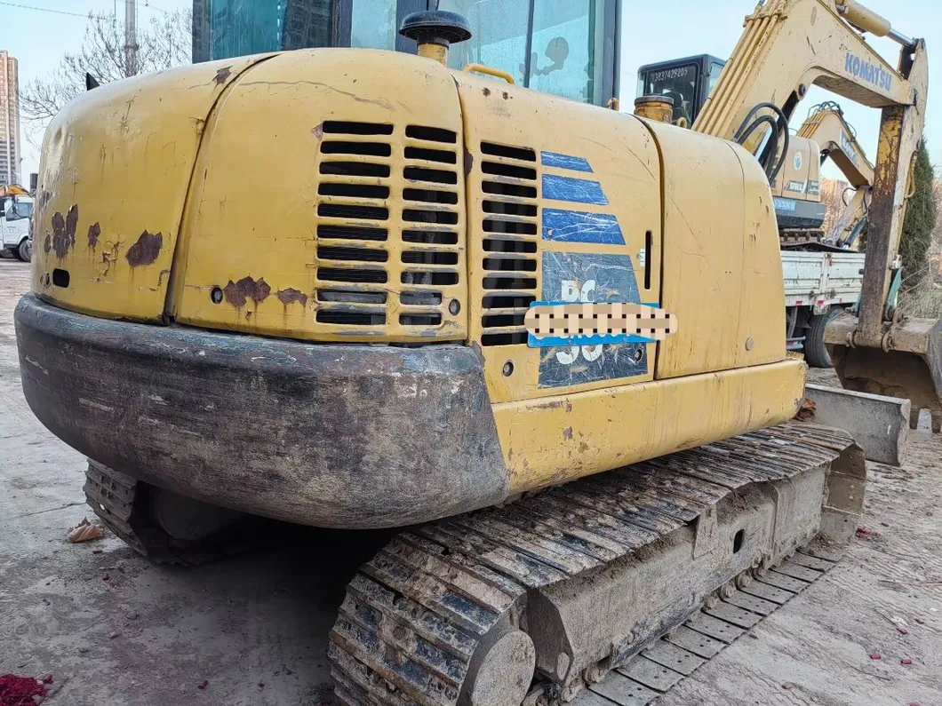 5t Used Excavator for Sale at Low Price, Komat Su PC56, Komat Su Second-Hand Excavator