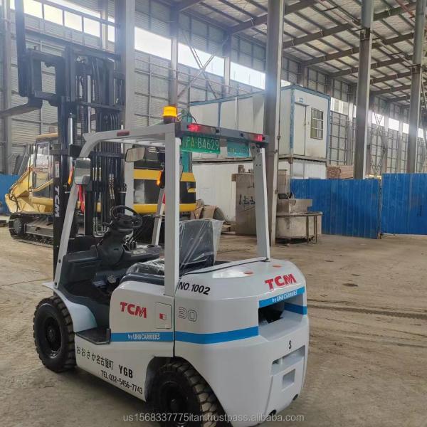 Diesel Engine TCM 30 Forklift Used Toyota Great Performance Min. Lifting Height 4.5