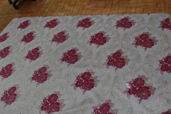 210cm Wide 80gsm Knitted Polyester Tricot Fabric With Red Rose Pattern