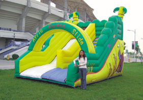 Easy To Clean Spacious PVC Swimming Pool with Customizable Dimensions for Backyard Fun