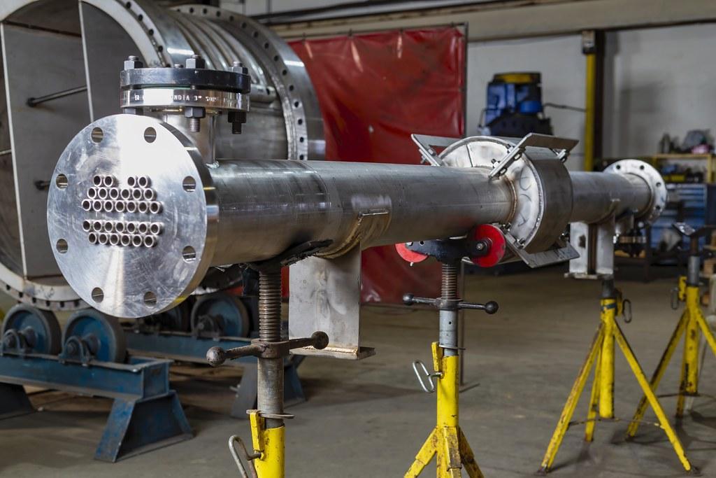 Heavy Duty Floating Tube Sheet Heat Exchanger for High Load Industrial Operation