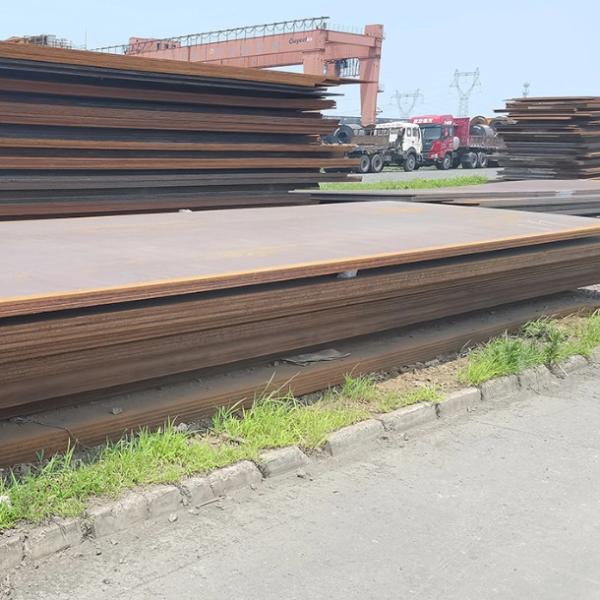 Q235 SS400 Hot Rolled Carbon Steel Sheet 1-50mm Thickness