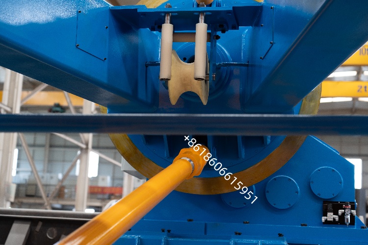 Compact Design Drum Twister: Ideal for Large Section Building Wires & Power Cables