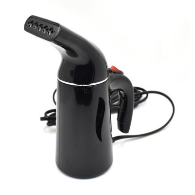 Safe Mini Garment Steamer , 700W VDE Plug Travel Hand Steamer For Clothes