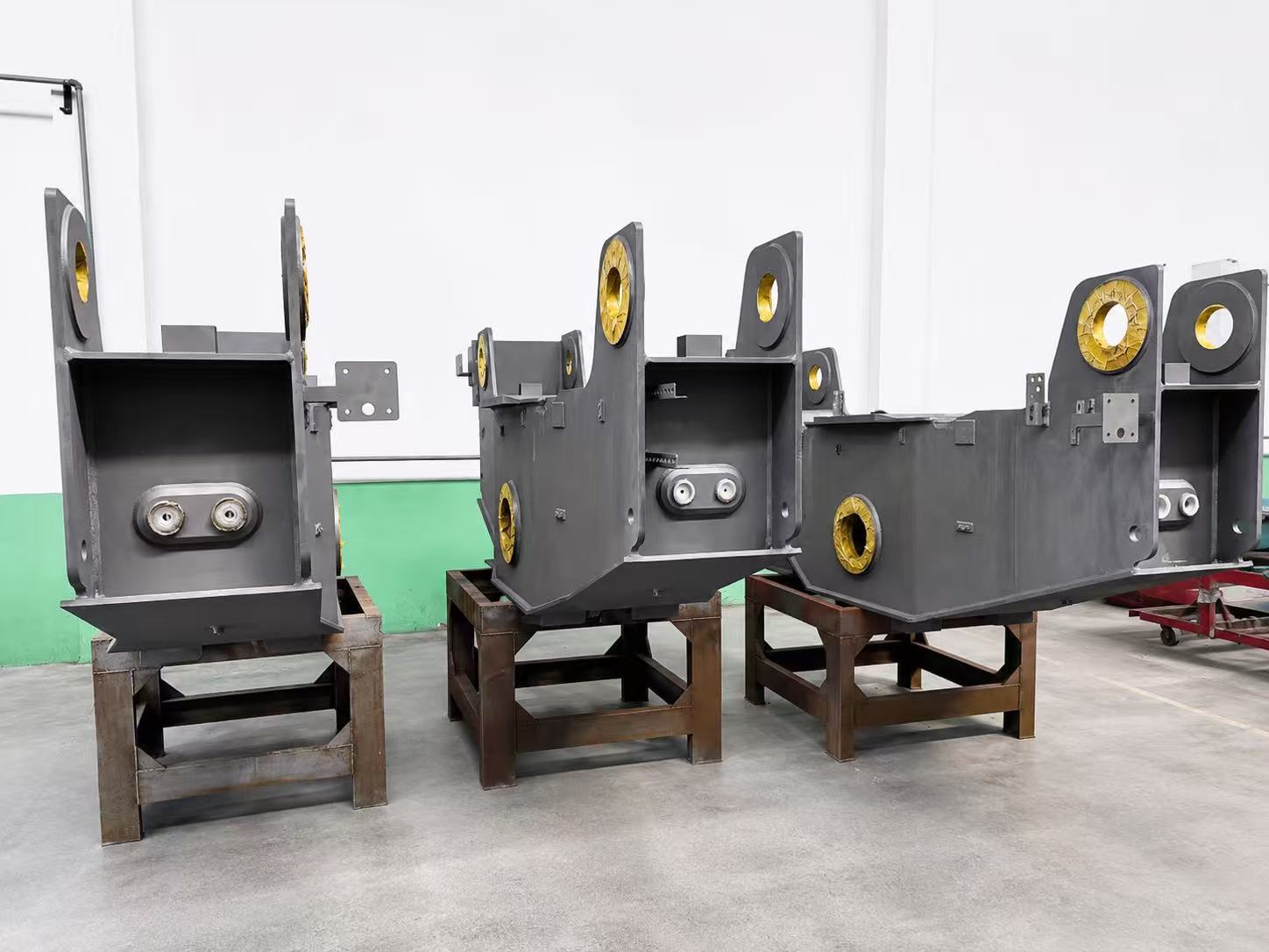 Customized Metal Steel Fabrication CE Certified Heavy Weldments For Mining Equipment
