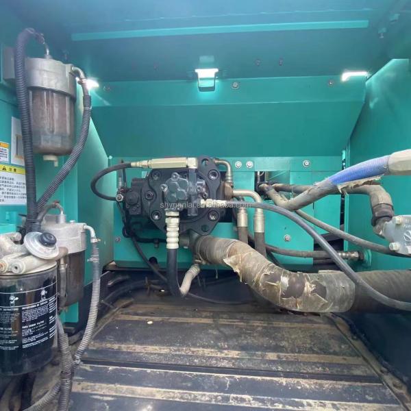Excavateur Kobelco SK250 d'occasion 2018 en excellent état avec pompe japonaise d'origine