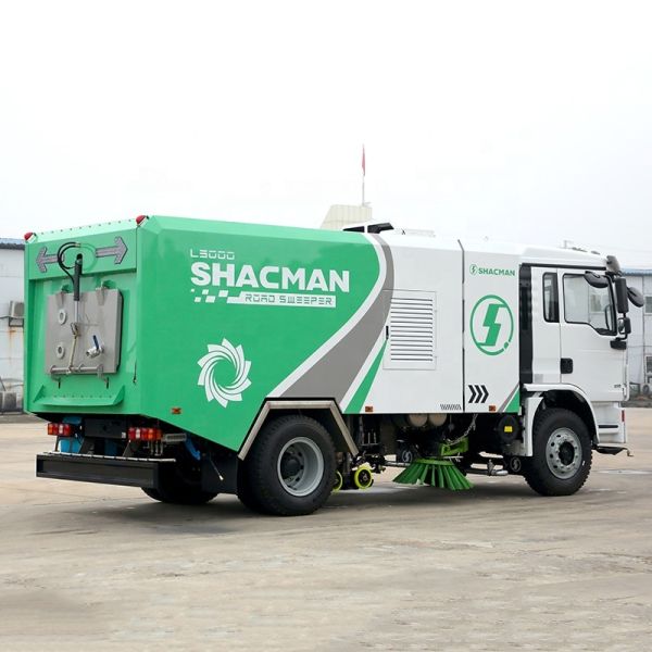 OEM Diesel Road Street Cleaning Machine Road Vacuum Washing Sweeping Truck