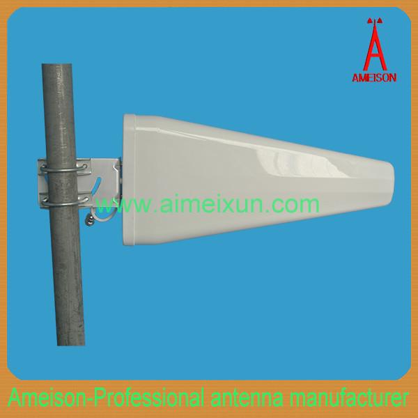 Outdoor 800MHz-2.7GHz 9dBi Log Periodic Broadband Yagi Antenna Wifi WLAN Antenna