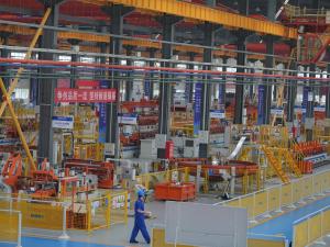 メタルプロファイルの製造ライン 構造鋼プロファイルの挤出製造