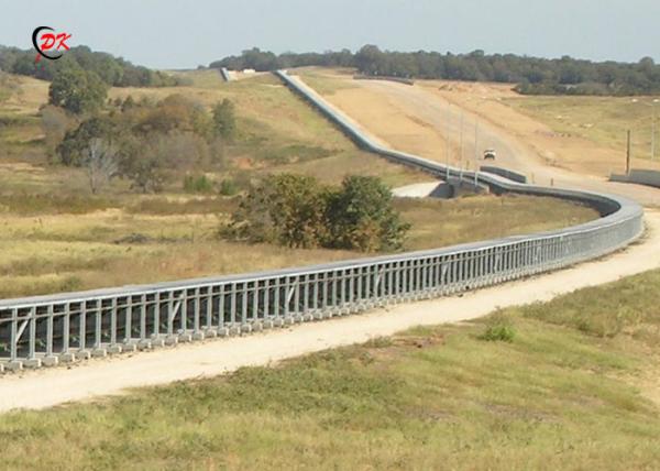 Galvanized Waterproof and Dustproof Belt Conveyor With Rain Covers Hoods