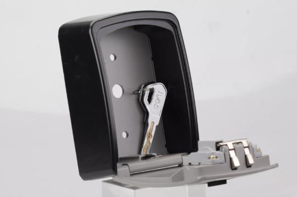 Outdoor 4 Digits Key Security Lock Box Wall Mounted Combination Key Storage