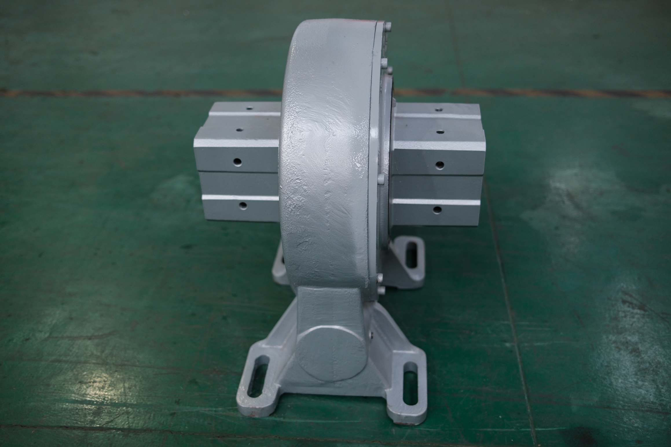 HT VE Hourglass Worm Gear Slew Drive with Self-Locking and ±60° Custom Rotation