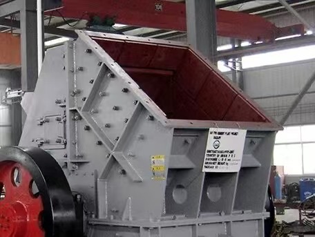 Single Stage Hammer Crusher Machine Adjustable Finished Particle Size High Speed