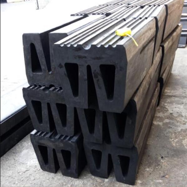Grande tipo borracha natural de W da doca do para-choque para Tug Boat Bumper