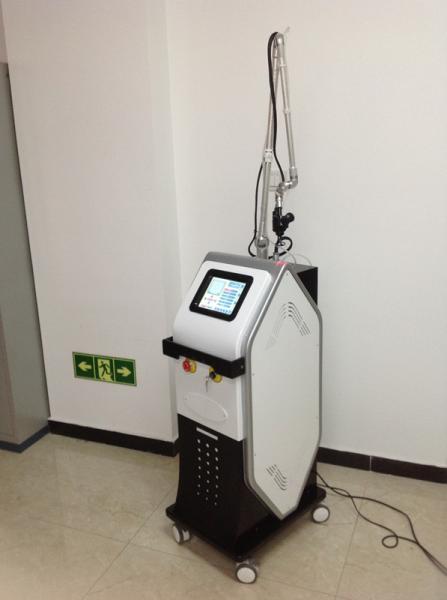 CO2 Fractional Laser Scar Removal Fractional Laser Skin Renewing/ Skin Rejuvenation Resurfacing/ Skin Renewing