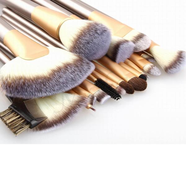 Essential 18pcs Goat Hair Makeup Brush Set Wood Handle Aluminum Ferrule