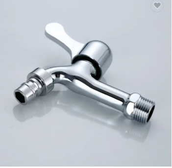 Медленная катушка цинковый смеситель покрытый хромным палубой монтированный бассейнный смеситель для классической ванной