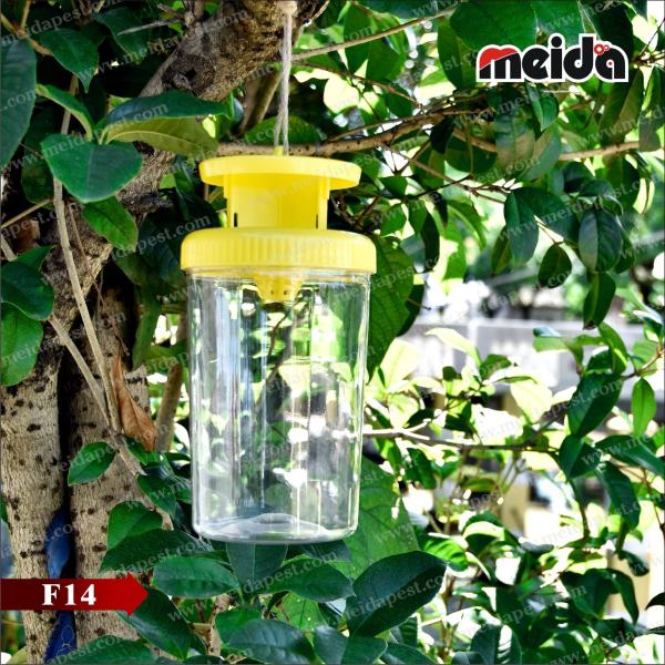 Hanging Fruit Fly Trap for Garden Single Bottle PP PS Applicable Area within Garden