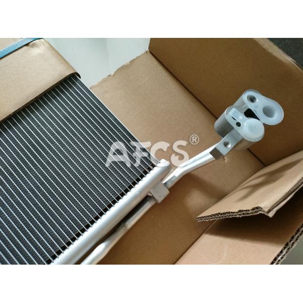 Конденсатор 95857311102 95857311100 Ac кондиционирования воздуха автомобиля 7P0820411A для Порше Кайенны