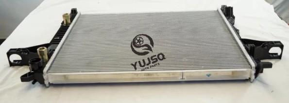 Aluminum Car Radiator for Volvo XC90 OE 8603619