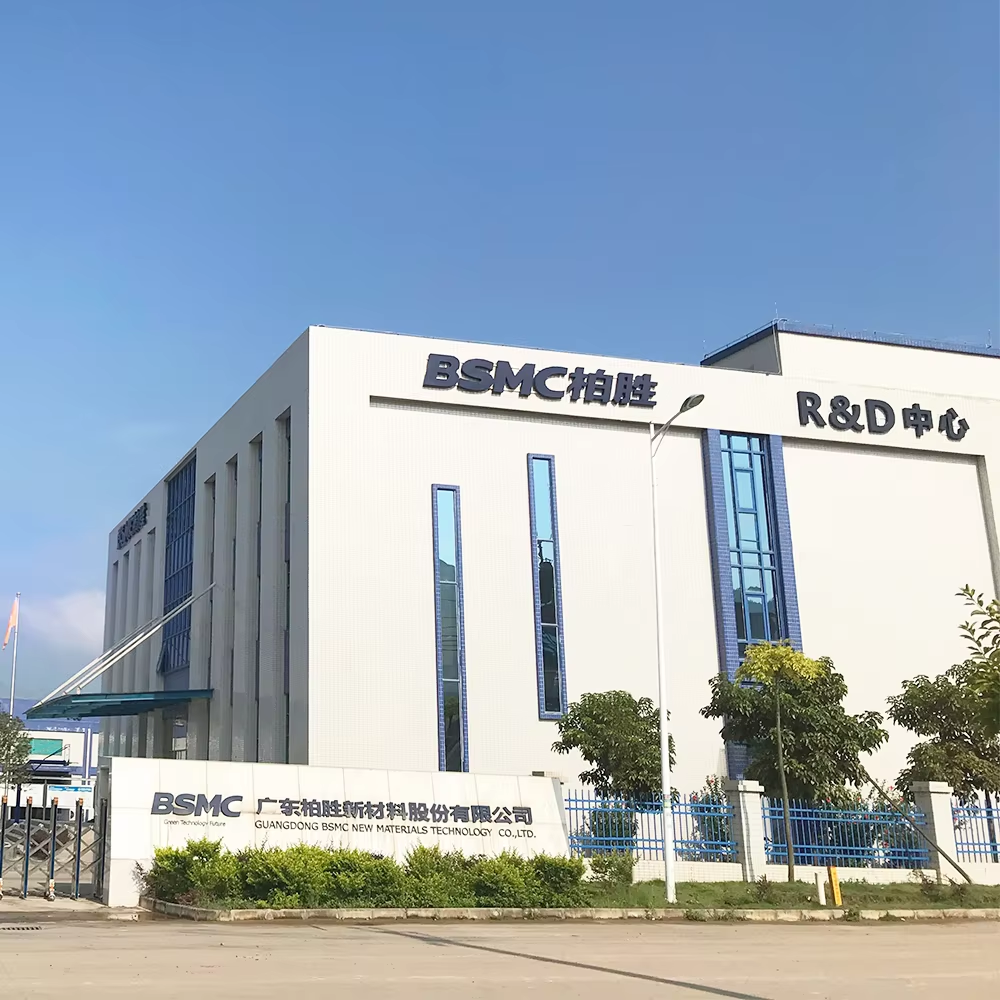 IAAF Approved 400 Meters Polyurethane Running Track Manufacturer In China Sandwich System