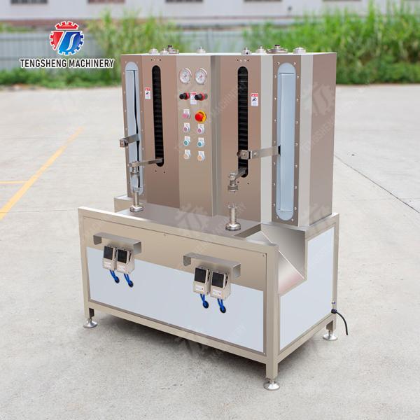 メロンとフルーツ 片切り器で両頭皮を剥げる機械 パパイア チヒクワ ププキンワックス ププキン・ワックス 皮を剥き 磨き 加工 生産