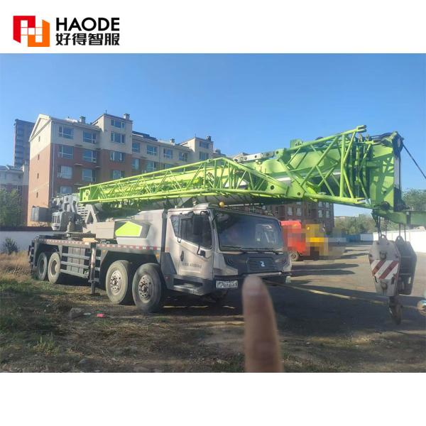 70ton Truck Crane Ztc700V in Stock Zoomlion Brand