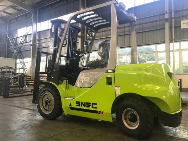 Capacidade de carga 1T 5T Snsc Fd35 Montacargas Diesel Folclórico Elevador com pedido personalizado