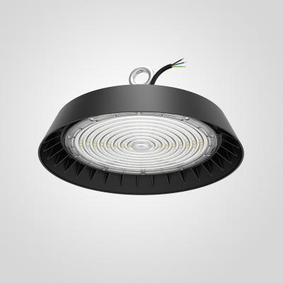Lâmpada industrial LED IK09 resistência a impactos para oficinas e áreas industriais