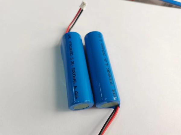 Bloco 3.2V 2000mAh da bateria de IFR18650 Lifepo4 para o carro elétrico das crianças