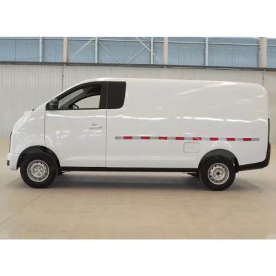 LHD/RHD Electric Logistic Van BM 6510 EL Strong Load Capacity Easy Driving