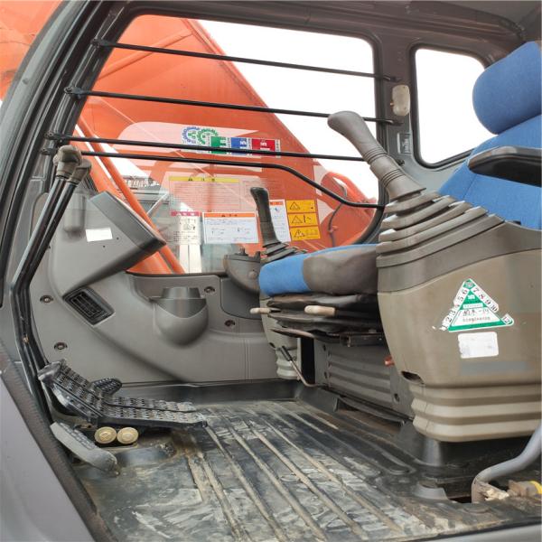 Excavadora usada Hitachi ZX 240 Crawler com potência nominal líquida de 132 KW