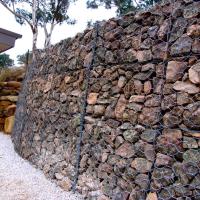 2.7m m galvanizaron las cestas tejidas de Gabion del muro de contención